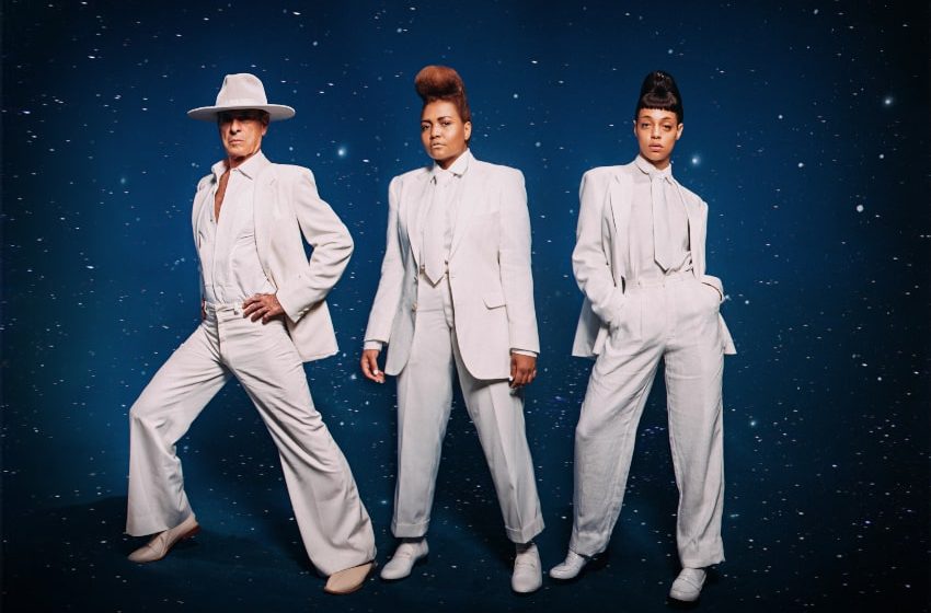  Ney Matogrosso, Gaby Amarantos e Urias “Vênus em Escorpião”