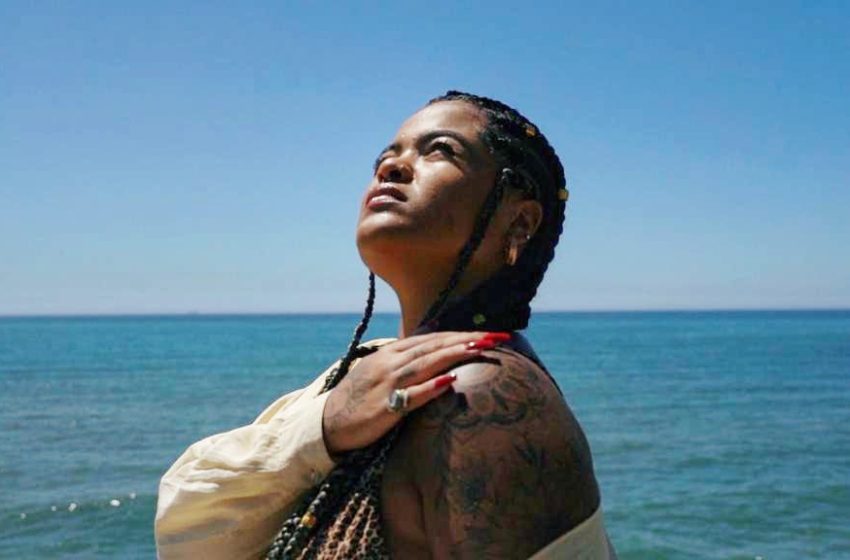  Parceria de Camila Zasoul e 3030, “Modo Avião” ganha clipe gravado à distância