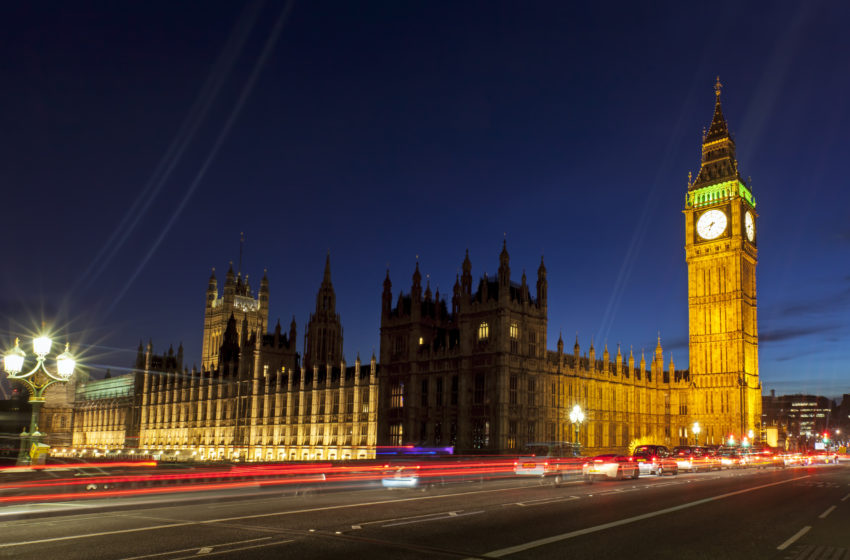  Brasileiros que moram no exterior são premiados por meio de voto popular