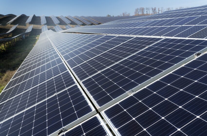  Sistemas fotovoltaicos crescem em cenário tecnológico