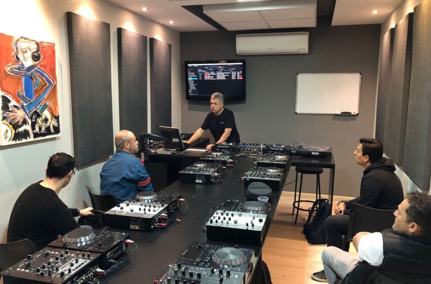 Escola de DJs e produção musical investe em novos métodos de ensino