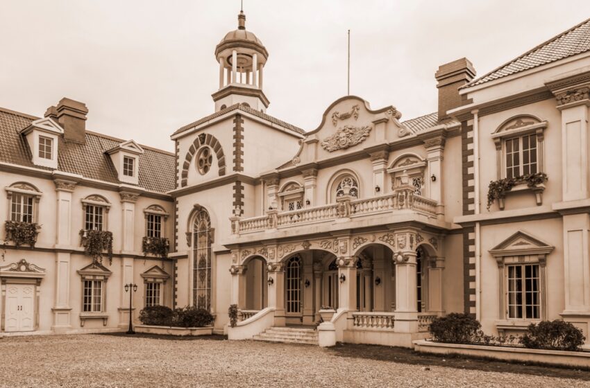  Autor remonta cenário do Brasil Imperial em romance de época