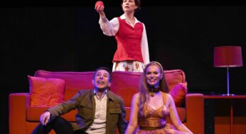 Peça off-Broadway Sylvia, de A.R. Gurney, segue em cartaz no Teatro Porto