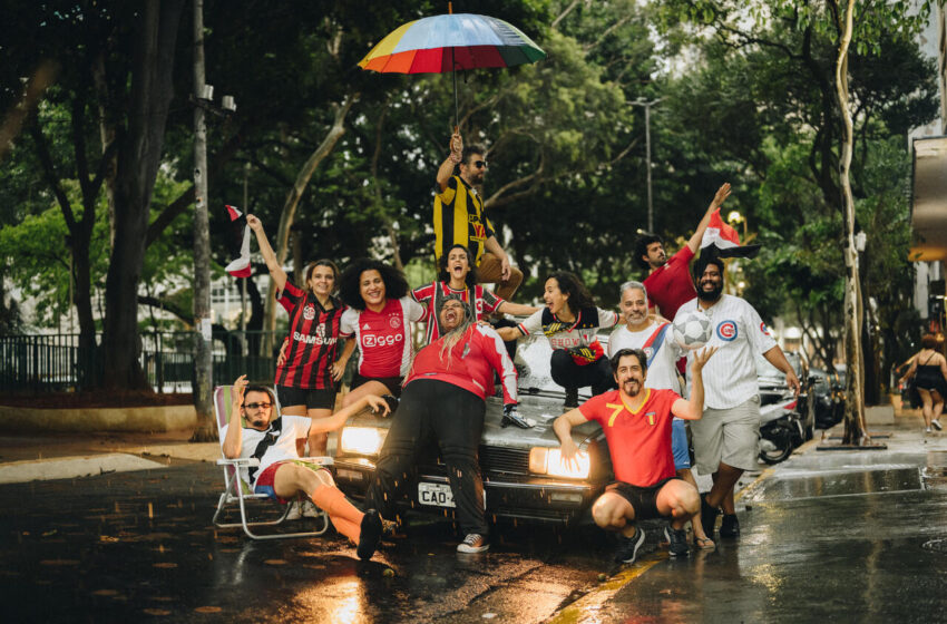  Espetáculo narra trajetória de quatro amigos entre a juventude e a vida adulta