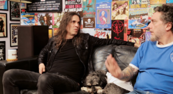 Kiko Loureiro conversa com Gastão Moreiro sobre os vários “Kikos”