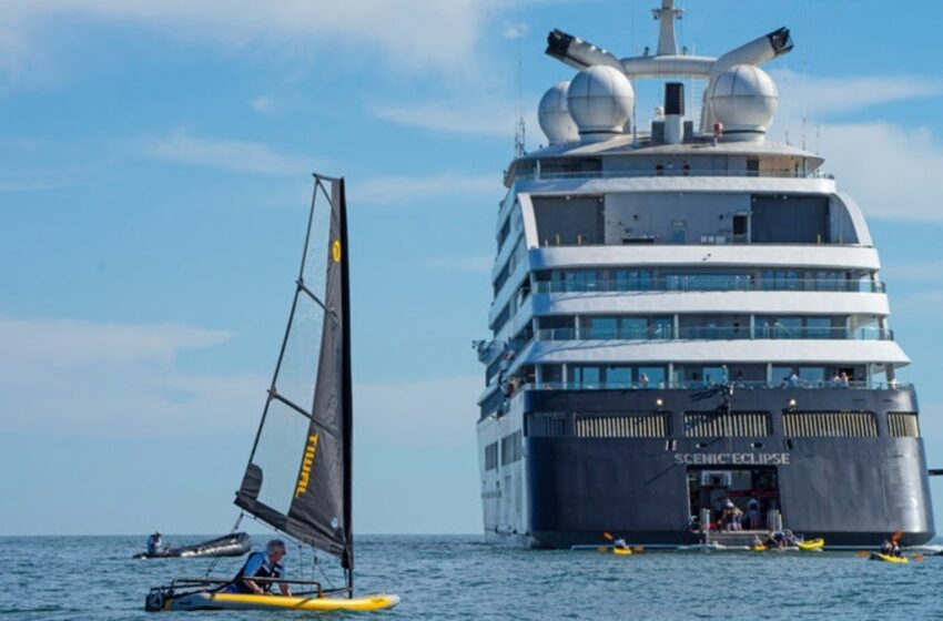  Búzios no roteiro Scenic Eclipse reforça o apelo internacional do balnerário