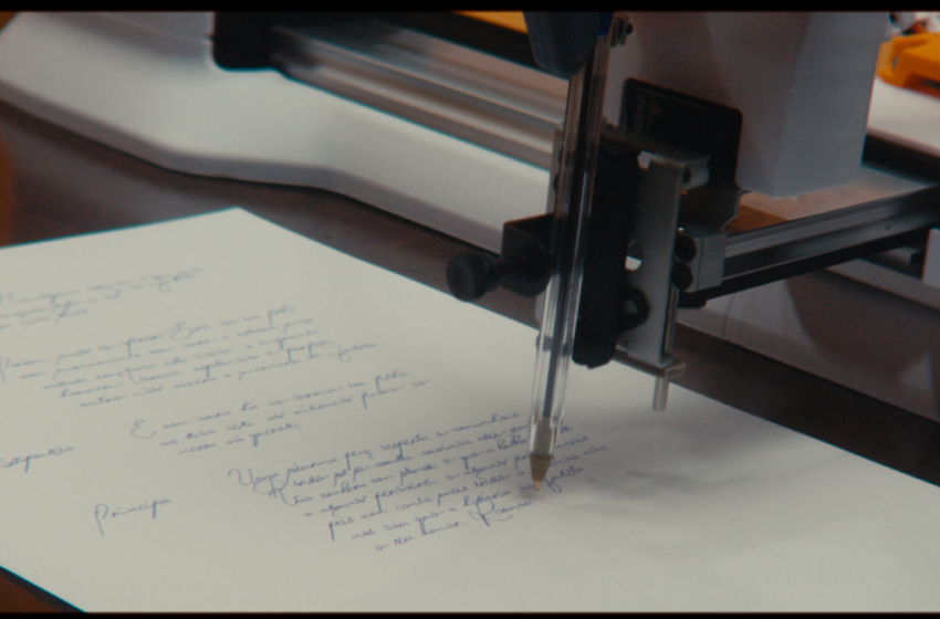  Romeu e Julieta é reescrito com IA e uma única caneta BIC