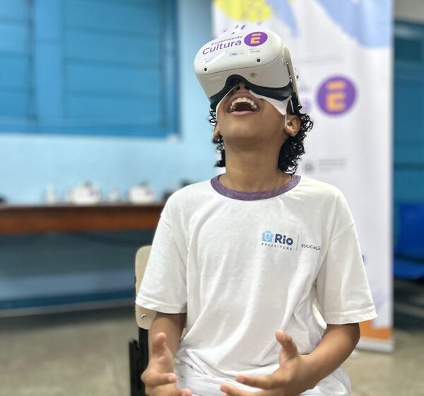 Realidade virtual leva museus às escolas públicas cariocas