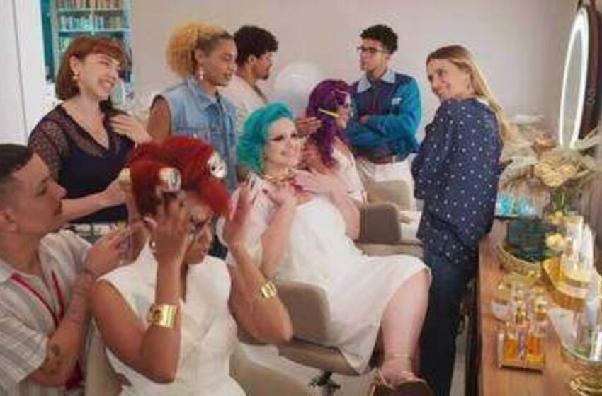  Dove apresenta Bond Intense Repair no remake de Vale Tudo