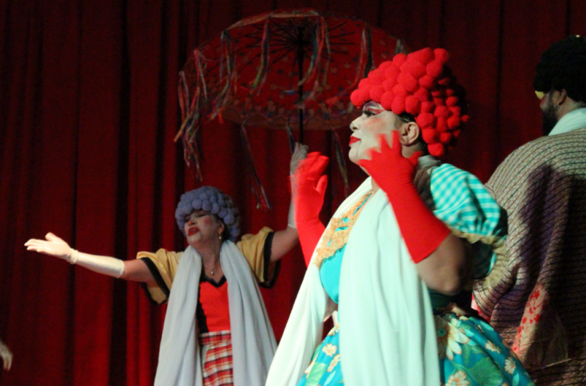 Espetáculo teatral celebra a tradição da Festa de Trindade