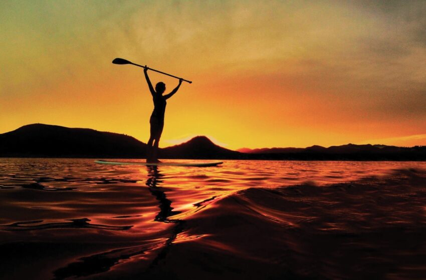  SUP Para Todos promove aulas gratuitas de stand up surf em São Sebastião