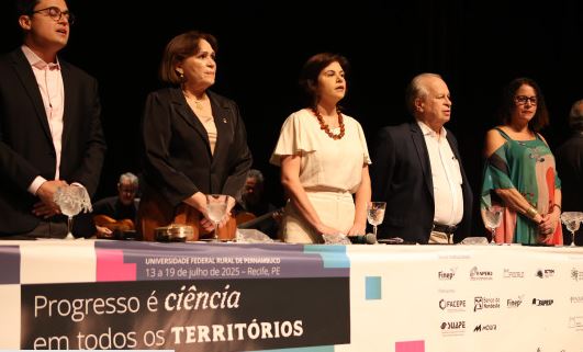  Defesa da soberania nacional e da ciência marca abertura da 77ª Reunião da SBPC
