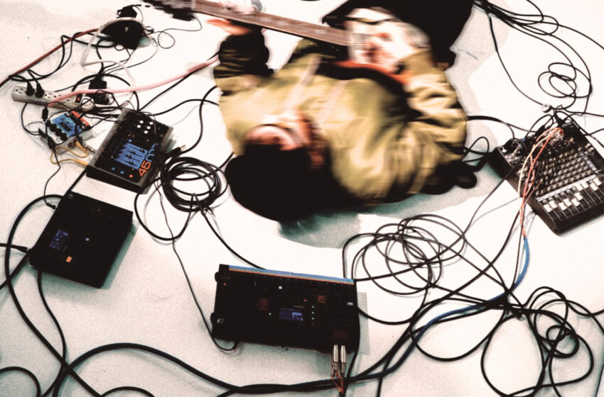  Prestes a vir ao Brasil, Chet Faker lança “This Time for Real” e anuncia álbum