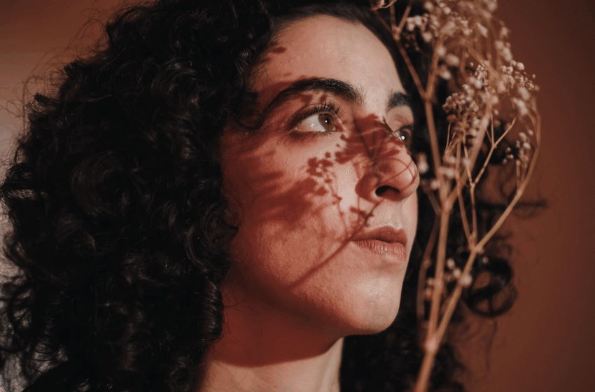  Samira Chamma lança disco de estreia “Estou Viva”