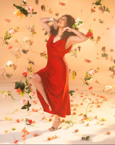  Monica Casagrande encontra leveza e ternura em “Baby”