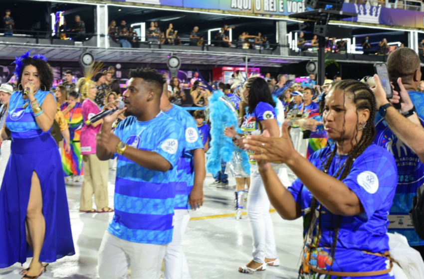  Embaixadores da Alegria abre o Desfile das Campeãs 2026 com inclusão no sábado