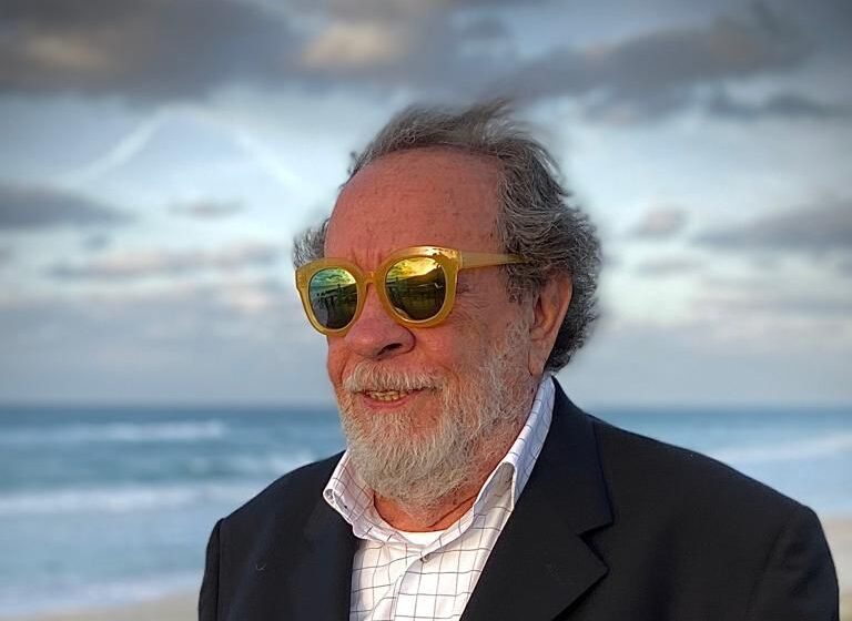 “Além das Letras” reúne literatura, música e economia criativa no Pernambuco Centro de Convenções