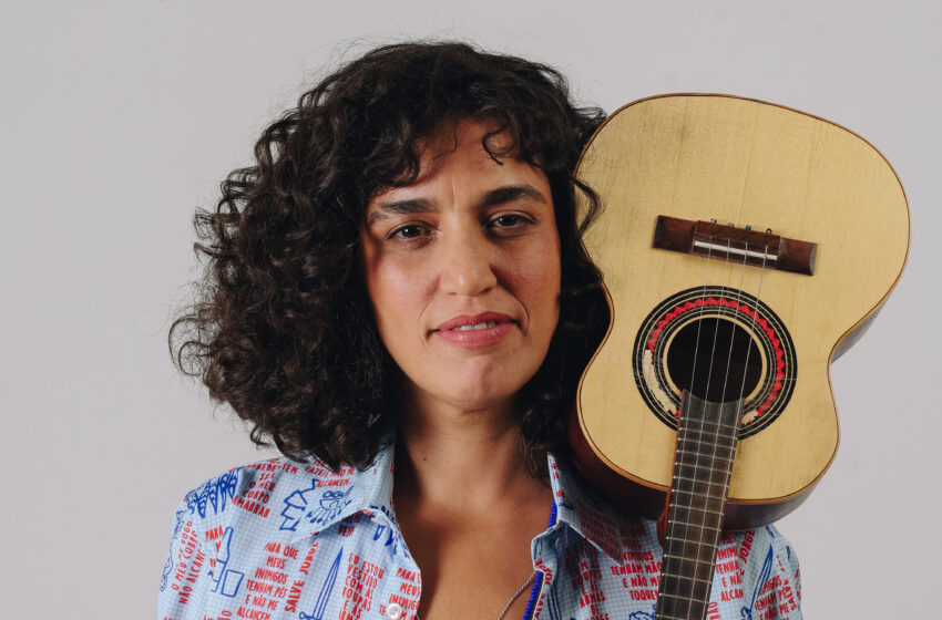  Jô Lutério é a primeira sambista a participar do Billboard Descobre
